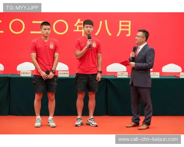 琑队如何推动青训课程与地方教育、企业形成长期合作，如何进入青训体系